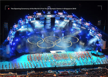 Glux che annuncia gli schermi del LED per i giochi olimpici 2010 della gioventù a Singapore